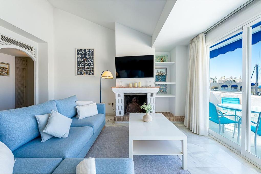Puerto De Benalmadena Apartamento Vacacional Con Vistas Al Mar Y Yates Tres Habitaciones 2 Banos Екстер'єр фото